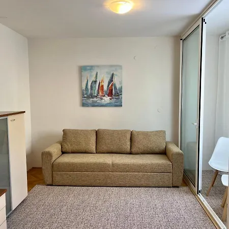 Place 아파트 스플리트